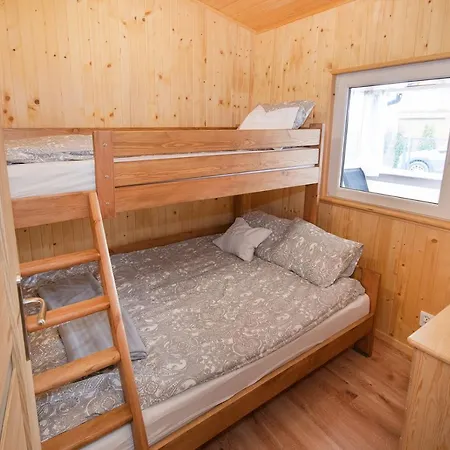 Morskie Zacisze Caloroczne *