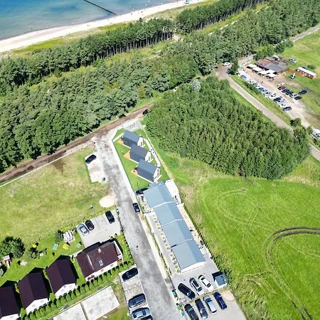 Morskie Zacisze Caloroczne 別荘